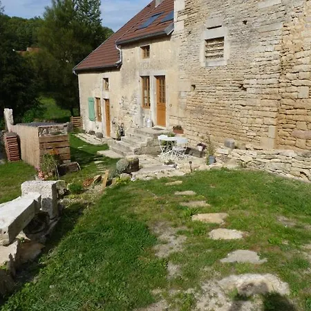 La Brevonniere Bed and Breakfast 3*
